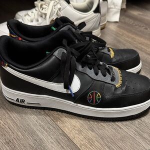 Nike Black and White Sneakers with Multicolor Accents